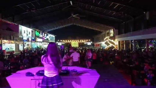 Exploring Pacific Food Court in Batam