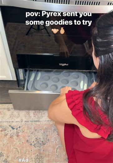 gifted by Pyrex @pyrexhome #bakewareessentials Who wants cupcakes?! 🧁 @Pyrex really has elite storage and bakeware if you want to level up in the kitchen🫰🏼 #pyrex #kitchenessentials #bakeware #baking