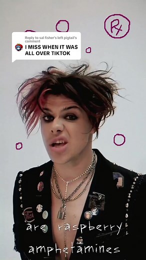 Replying to @sal fisher's left pigtail parents u will always b iconic #yungblud #yungbludarmy #blackheartsclub