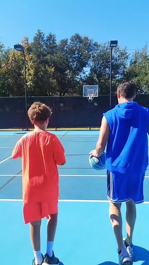 it was too pretty of a day to not go out and play basketball @alexis_cuban @brosky77 @jake_Cuban on insta #fyp #basketball #xyzcba #ballislife