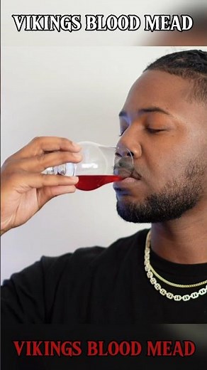 Vikings Blood Mead: Spiced Cherry and Hibiscus Honey Wine #food #alcohol #recipe #cooking #diy