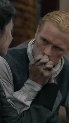 #outlander | Outlander-Jamie and Claire Fraser