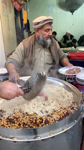 Unbelievable 200KG Kabuli Pulao in Afghanistan | Mountain of Rice & Meat #shorts /