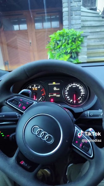 Discover the Audi RS3 Sportback Experience