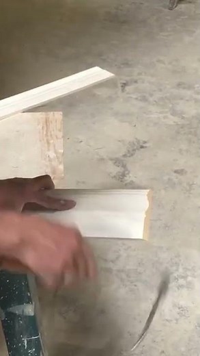 How to Cut Interior Corners on Baseboards - Coping Method
