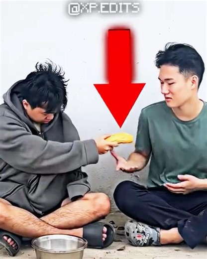 He wasn't expecting this gift 💀🔥 #skulledit #phonk #dublagem