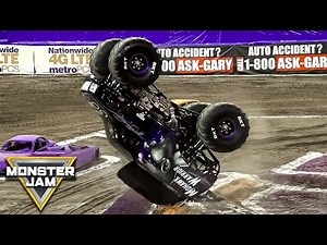 El Toro Loco back-to-back flip! | Minneapolis 2016 | Monster Jam