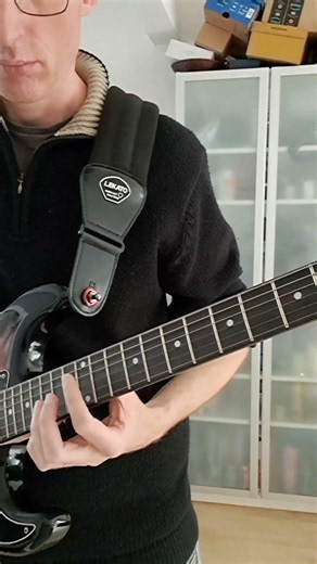 Squier Guitar Riff 1. No AI lol. Just me.