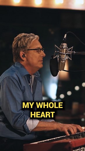 155K views · 7.8K reactions |  My heart is filled with songs of praise! #reels #christian #micorazon #songsofpraise #youalone #praisegod #worship #praiseandworship #savior #king #glory #donmoen | DON MOEN (Praise & Worship Leader) | Facebook