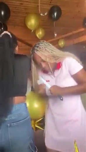 🚨 Robbery at Birthday Party – Phillipi, Cape Town 🎉 Robbers stormed a birthday party 🎂 in Phillipi and made off with several cellphones 📱❌. Source: X - @Abramjee #CrimeWatch #CapeTownPolice #Phillipi #CommunitySafety #StayAlert #CrimeUpdate | Suburban Control Centre