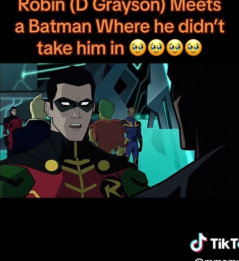 Dick Grayson Meets a Different Batman | Huntress Storyline