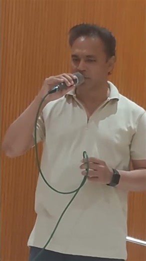 Humble try at the famous Amitabh dialogue in my voice