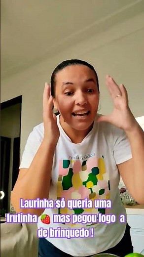 Wrong fruit, mom! 😂🍓 #Laurinha #humor #like #comedy 😂😂😂