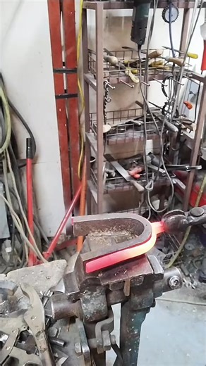 One piece spur band bending | N.J. Pawley
