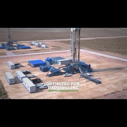 OILGAS.ID | ONLINE Training Oil & Gas on Instagram: "🔩 Pemasangan Wellhead & Alat Running di Dunia Migas Dalam operasi pengeboran migas, wellhead adalah komponen penting yang berada di bagian atas sumur. Fungsinya untuk mengontrol tekanan, menyegel sambungan, serta menghubungkan peralatan permukaan dengan pipa casing dan tubing di bawah tanah. 💡 Pemasangan Wellhead (Wellhead Installation) merupakan proses yang membutuhkan ketelitian tinggi. Setiap komponen seperti casing hanger, tubing hanger,