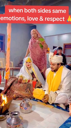 love at both side #love #mahadev_bhakt #creativeinspiration #romanticsongs