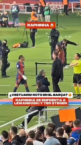779K views · 4.6K reactions | ¿Problemas en el vestuario del Barcelona? Raphinha pierde el control y se enfrenta a Robert Lewandoski y a Marc Ter Stegen  Embajapersonal #barcelona #Raphinha #barca | Los Reparteros | Facebook