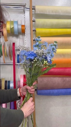 【A bouquet finished in shades of blue】青系で仕上げる花束