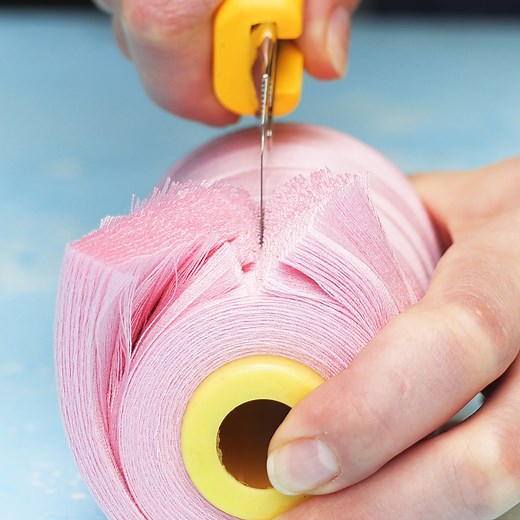 Keep Your Clothes Flawless with These Sewing Hacks | 5-Minute Crafts SHORTS