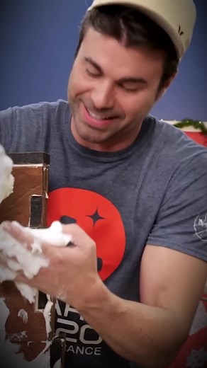 Gingerbread Competition: Nick Digiovanni Decorates, Mark Rober Overengineers