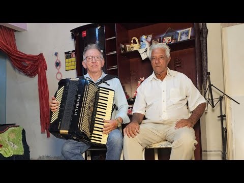 Gauchito do acordeon e irmão Nelson estão ao vivo numa Live de hinos ccb