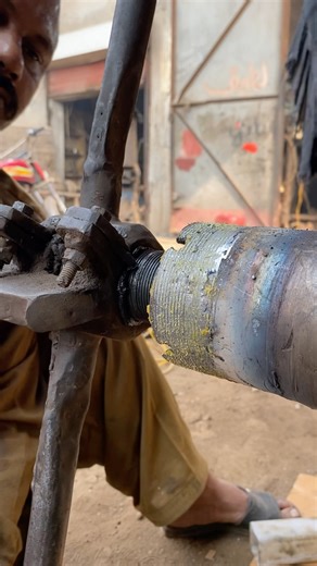 How made threads without lathe machine #short #handmade #tools #lathework #multitools