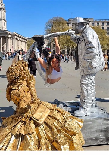 Surprise from Liberty Barros at Silverman Statue