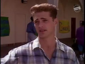 521K views · 7.9K reactions | The gang returns to West Beverly on the first day of senior year -- and David gets a big surprise! | Beverly Hills 90210 | Facebook