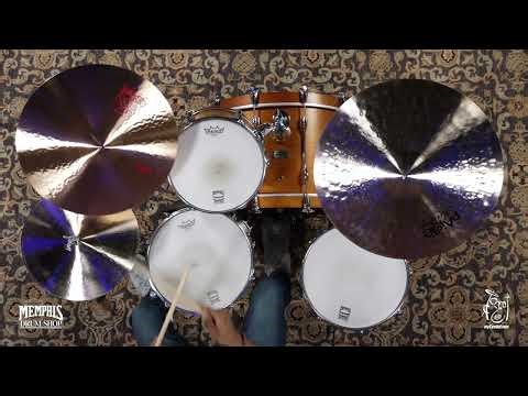 Paiste 18" 2002 Medium Crash Cymbal - 1574g (1061518-1022324E)