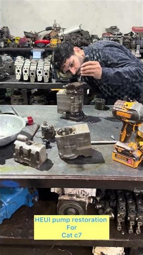 #caterpillar cat C7 HEUI pump service #heui #catinjector #cat #grader