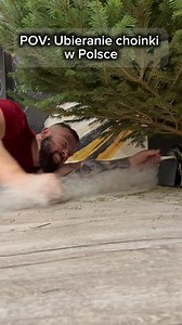 Co roku to samo przed świętami w każdym Polskim domu😅 #humor #smieszne #święta #christmas #choinka🎄 | Patryk Strużyna