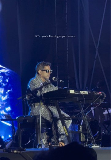 Experience Musical Bliss with Yuvan's Keyboard Performance