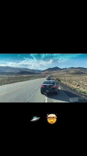 The UFO Broadcast 👽 🛸 on Instagram: "🛸 😱 🤯 Sigam @aliens2022 . . . . . . #extraterrestrials #ufologia #ufoitalia #espana #space #spacescience #mufon #astrology #dralienbung #aliensespana #aliensarereal #ovnisitalia #alien #alienabduction #aliensarehere #area51 #mystery #conspiracytheory #annunakihistory #science #cropcircle #viejomundo #ancientaliens #ovnisespana #ancienthumans #pyramids #misterio #conspiracy #extraterrestre #area51"