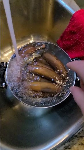 How to Thaw Frozen Bananas