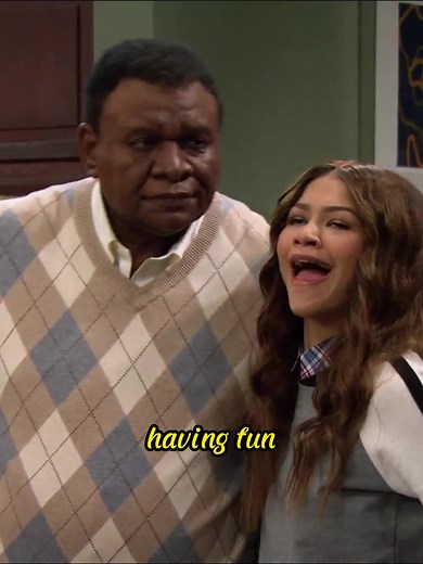 When K.C. gives her dad the perfect Christmas_Part 4#kcundercover#zendaya#disney