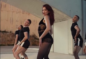 DUA LIPA on Instagram: "ILLUSION OUT NOW !!!!! I hope you love this song and video as much as we really truly loved and had fun making this. This song started everything for this album sonically and it was the first song I wrote with "the band" (@carolineailin @dannylharle @tobiasjessojr @tameimpala )it has just made me even more excited for Radical Optimism in 3 WEEKS ~ aaaaahhh it’s all bloody kicking off!!! 🌀what a team, thank you I love you !! 💙 DIRECTOR: @tanumuino PRODUCED BY: @underwond