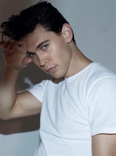 Austin Butler's Black Hair Era: A Nostalgic Journey