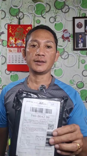 Cockroach Killer Box - Buy 1 Get 1 Free Offer