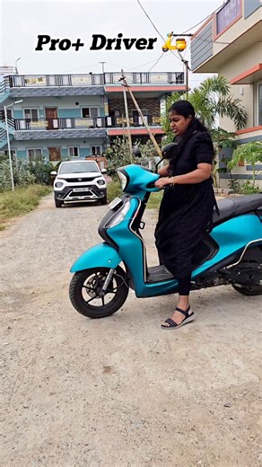 Chandrasekar G | Don't miss the end 😱 women 🤣 #reels #trending #viral #priyachandru #comedyvideos #trendingreels #trendingsongs #fun #funnyvideos... | Instagram