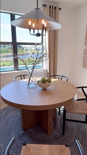 Gorgeous and Simple Open Concept Home Design Tour