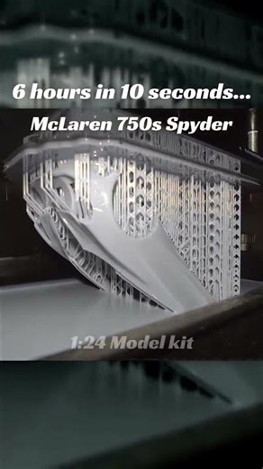 McLaren 750s Spyder - 6h Resin Printing Time Lapse
