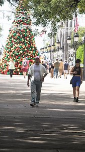 41K views · 10K reactions | Cuando se me cae en Puerto Rico  | Bryan Batista | Facebook