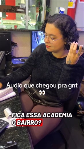 Star Fitness Academia on Instagram: "A gente acha que vem só pra emagrecer ou manter o shape… Mas a academia entrega muito mais: 🧠 saúde mental 💪 saúde física ✨ autoestima Agora fala a verdade… 👉 quem foi que mandou o áudio? 😂😂😂😂#starfitness🖤🧡 #musculação #gym #memeacademia"