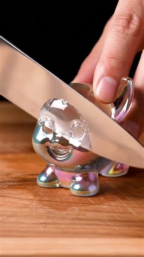 🧠✨ This Labubu glass cut shouldn’t sound this satisfying… #ASMR #Labubu