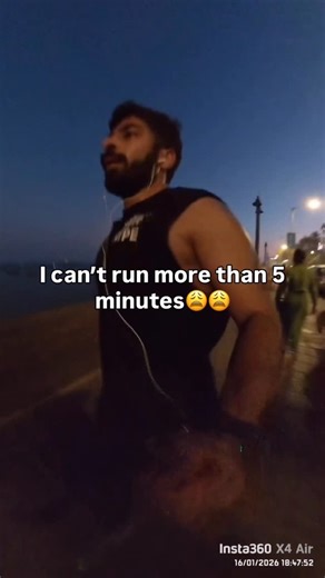 Aashish Grover | Main 5 minute se zyada run nahi kar paata— Read this🧠🏃‍♂️ 1️⃣ Tum oxygen loan pe bhaag rahe ho Start hote hi fast pace = oxygen demand... | Instagram