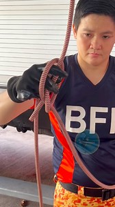 Can you Do it? … Cleaning gear, fixing hoses… then a quick ONE-HAND Bowline challenge! 🪢 Who says firefighters can’t mix fun with productivity? 💪🔥 #firefighterlife #firefighter #firefightertraining #rope #knot #Bowline #bowlinechallenge #ropeskills #firenuzzle | firenuzzle