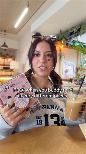 buddy reading be like 👀