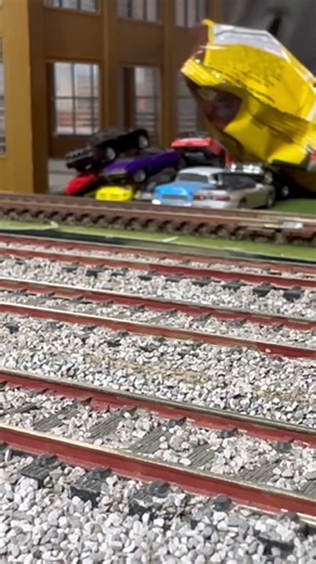 Who doesn’t like seeing A Shay logging Locomotive running. #bachmanntrains #logging #Locomotive.