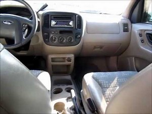 Quick Tour: 2001 Ford Escape XLS Start Up, Engine & Brief Tour