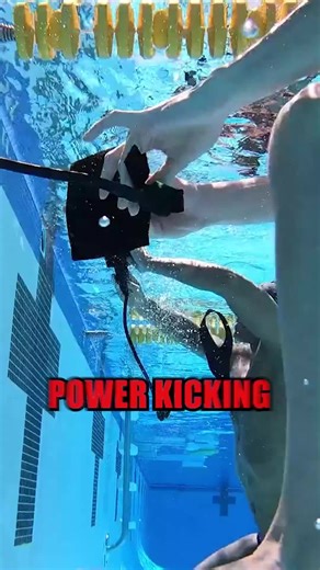 The Race Club on Instagram: "🔥 Want a stronger kick AND better technique? Enter: Kick Cords + DMC Fins 💪🏽🌊 These aren’t your average resistance tools. Kick cords make your quads fire on every rep—even on the upkick where most swimmers rest 😮‍💨. No shortcuts. Just nonstop propulsion 🚀 ✔️ Constant tension = better biomechanics ✔️ No overbending the knees ✔️ More powerful downkick AND upkick ✔️ Paired with DMC fins = 💥 turbocharged kick This is how we train smarter, kick harder, and race fa